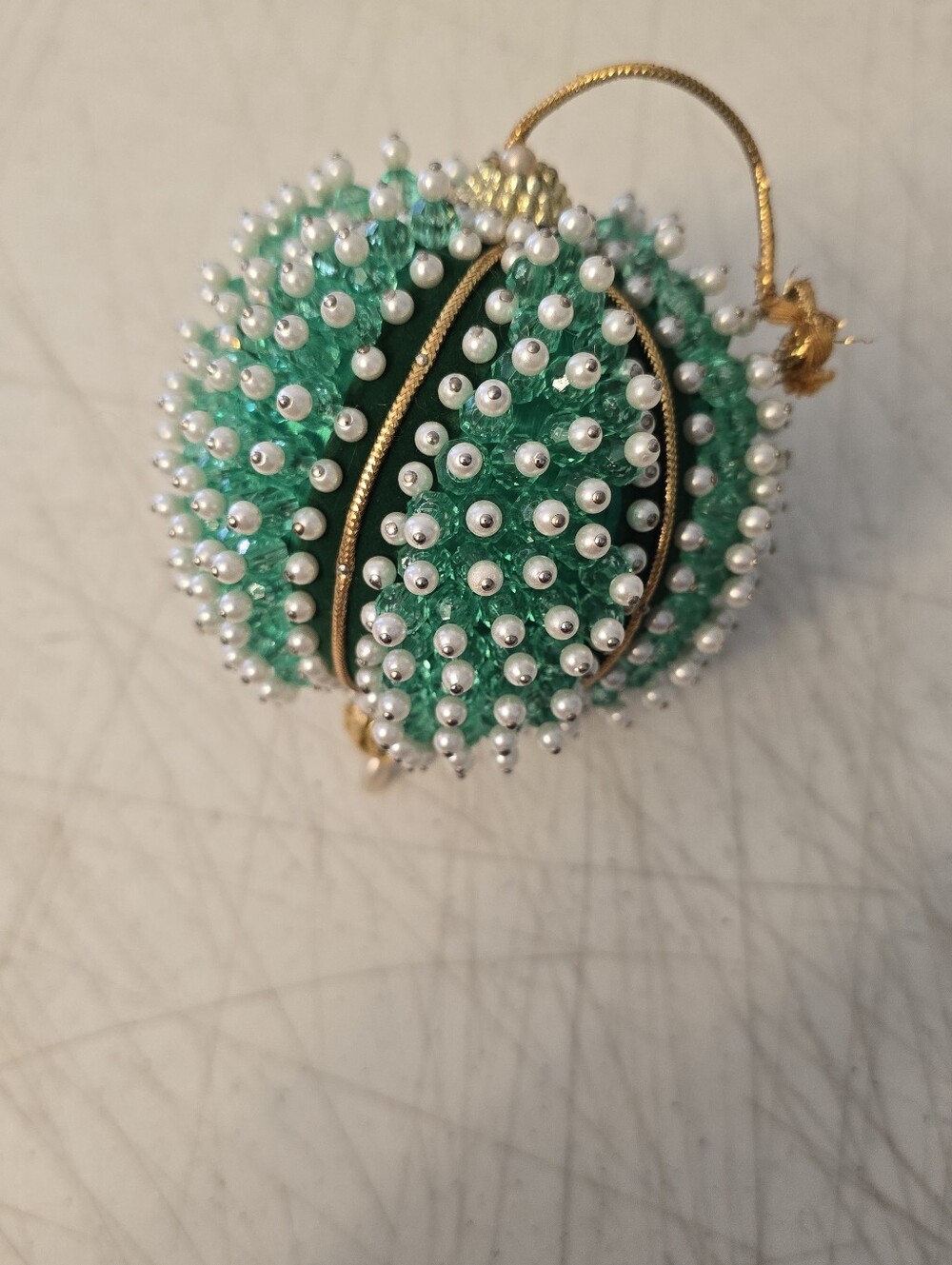 Push Pin Christmas Ornament Handmade Beaded Green and White Round READ